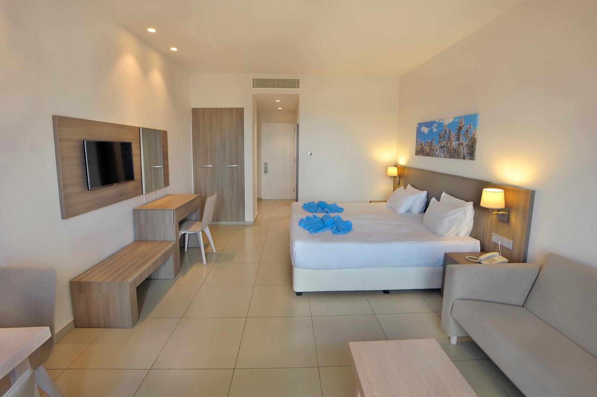 Euronapa Hotel Apartments Ayia Napa Exterior foto